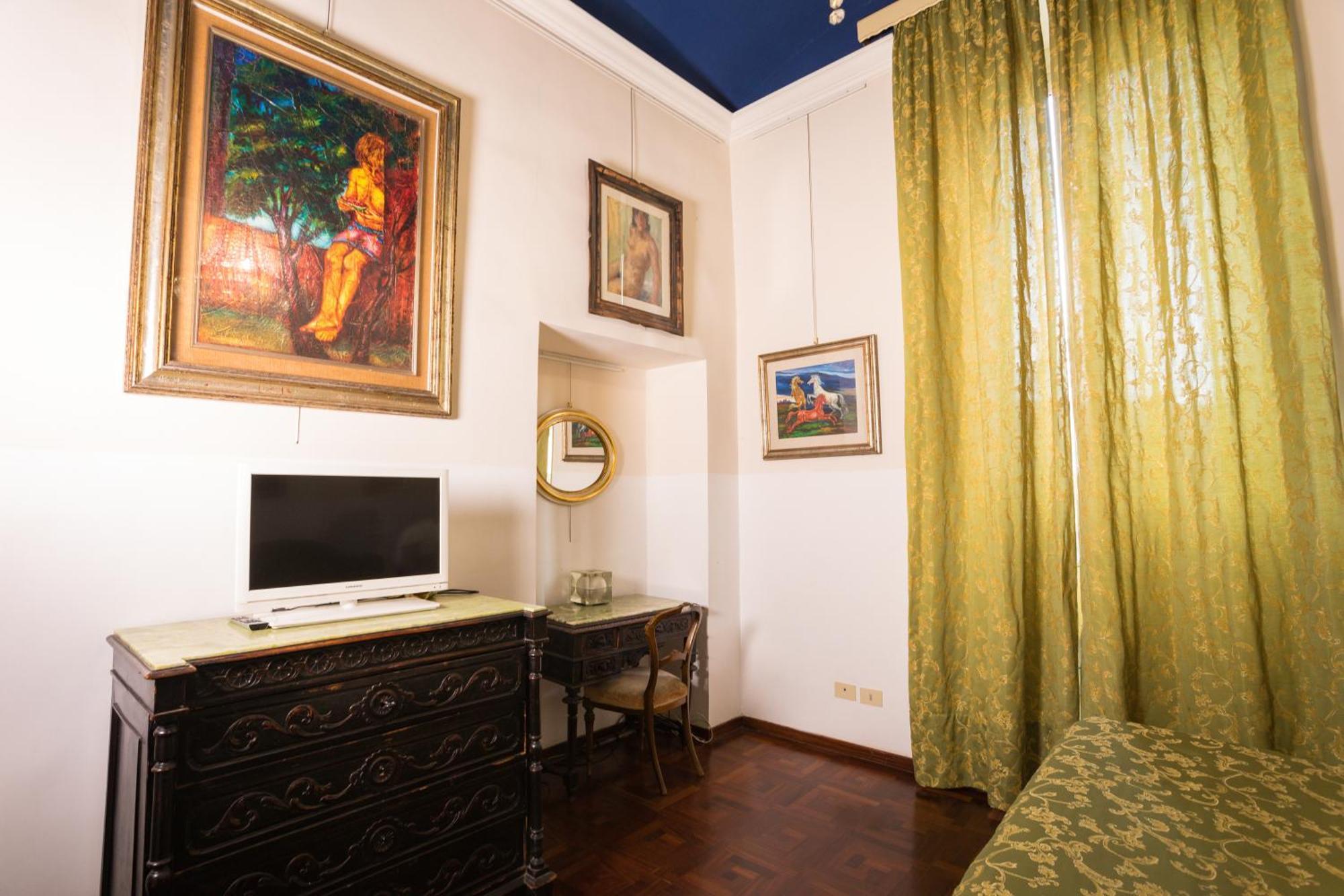 Appartamento D'Epoca Colosseo Art Gallery Rome Exterior photo